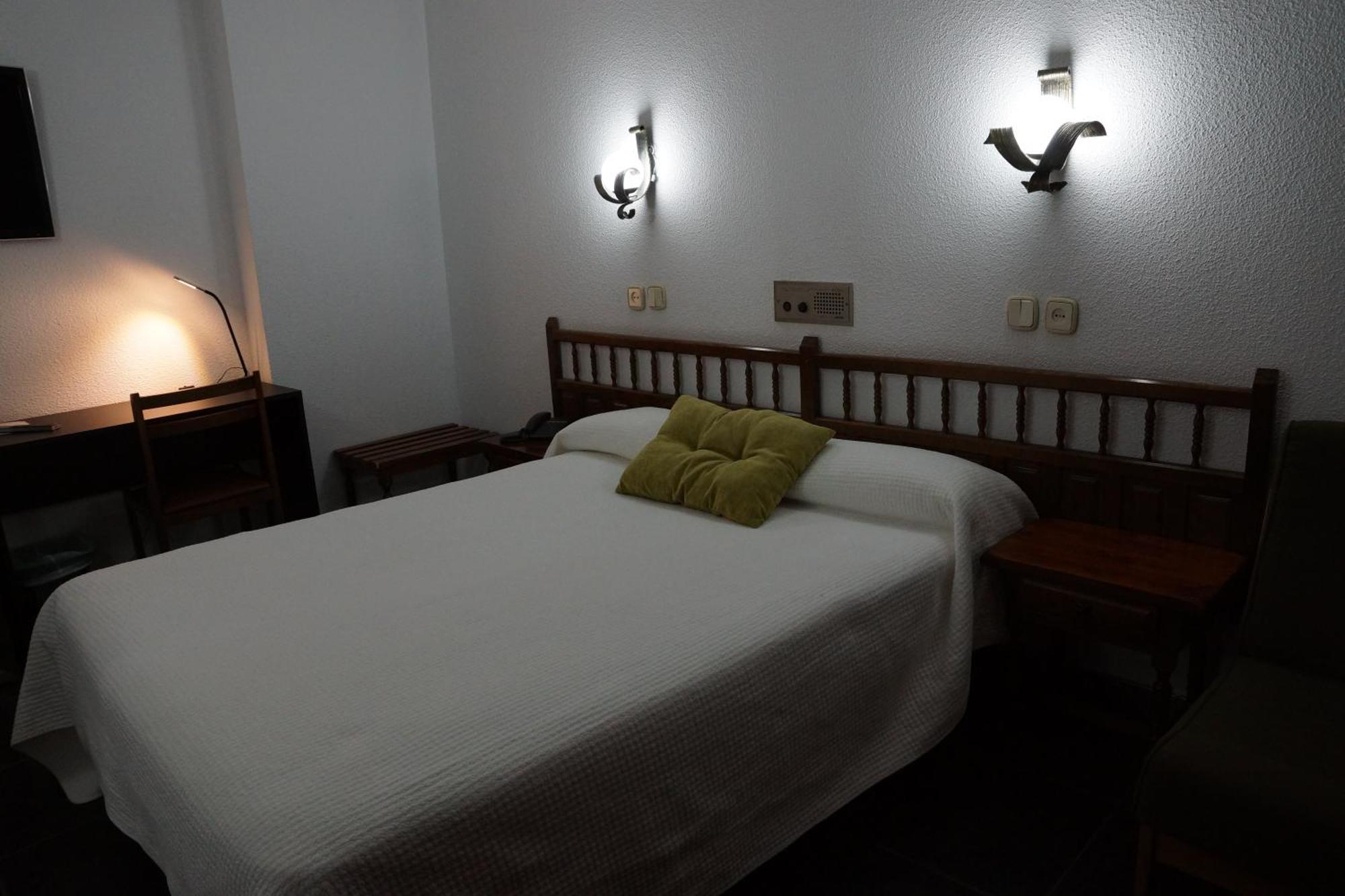 Hotel Folch Sant Julià de Lòria Kamer foto